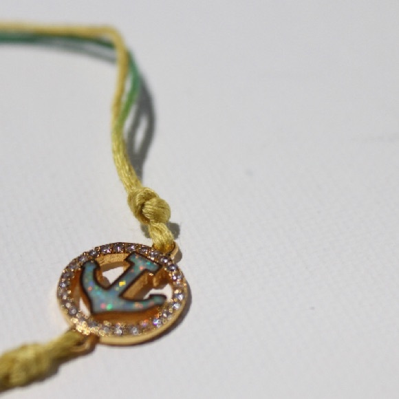 Gold with Holographic-Filled Anchor Charm Bracelet - Picture 1 of 3